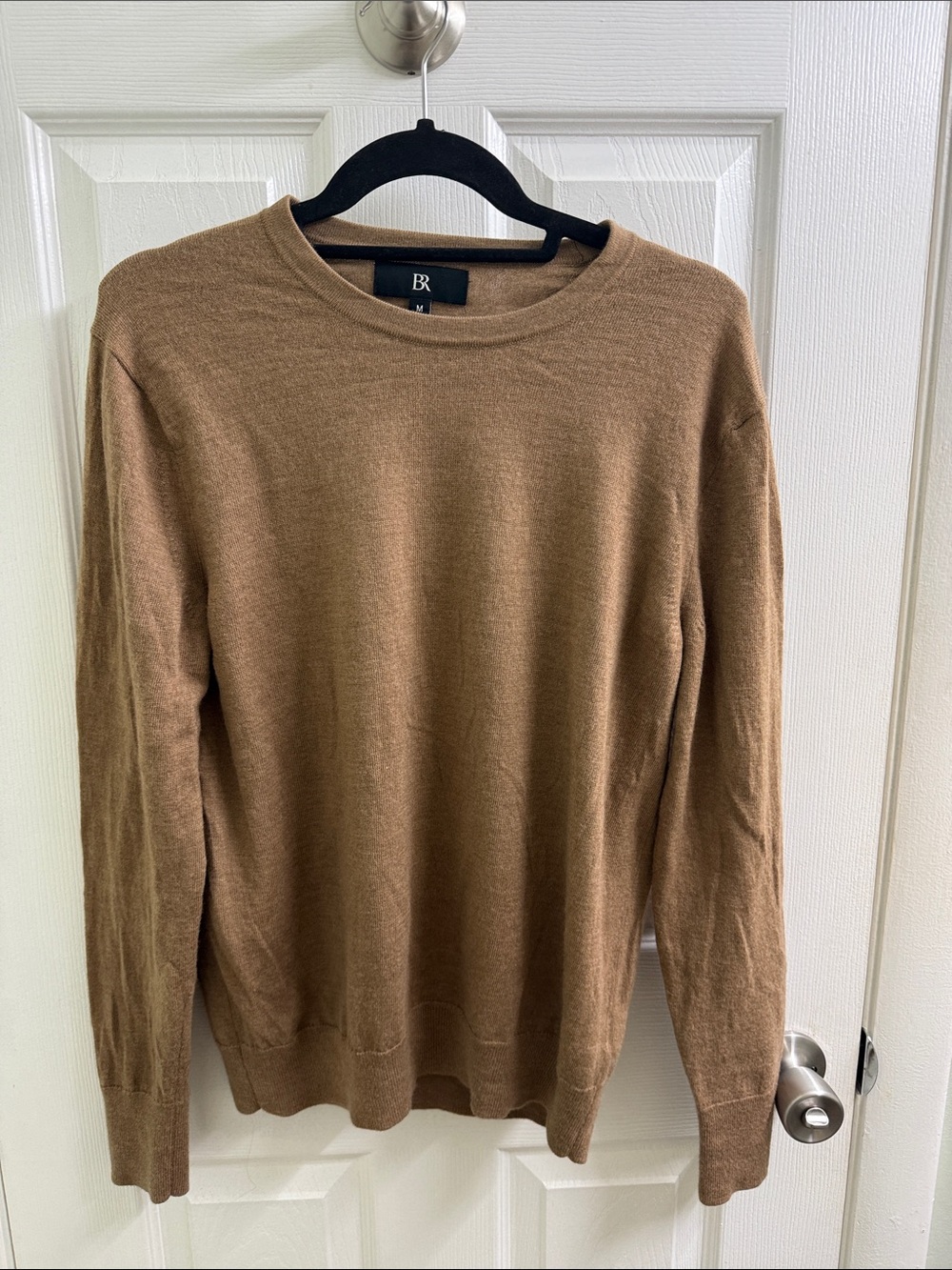 Banana Republic Women’s 100% Fine Italian Merino Wool Crewneck Sweater in Camel